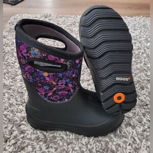 Girls Bogs Neo-Classic Unicorn Winter Boots Size 3.